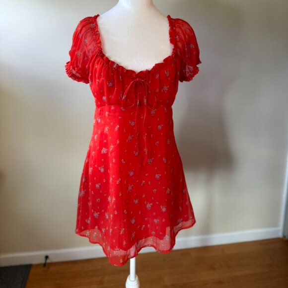 Urban Outfitters Becca Printed Red Floral Puff Sleeve Mini Dress Medium UO - Picture 4 of 11